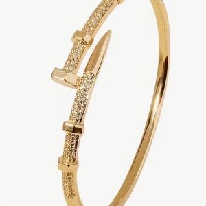 Elegant Gold Bangle Bracelet